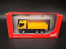 Herpa Iveco Trekker