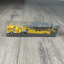 Praline 6005 Ladder Co 4 scala