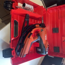 Pistola per unghie Hilti GX120