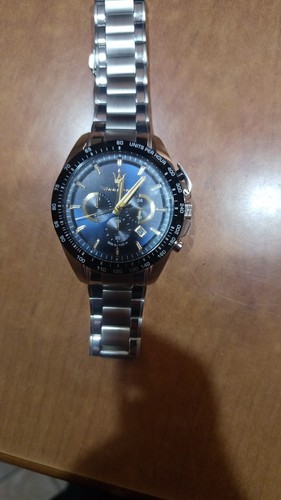Orologio nuovo mai - usato,