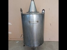alambicco in perfette condizioni, compreso di serpentina in rame capacità 80 L