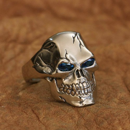 Anello teschio occhi zirconi