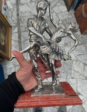 Statua  firmata Santini