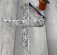 Sciarpa cane parigina Hermès