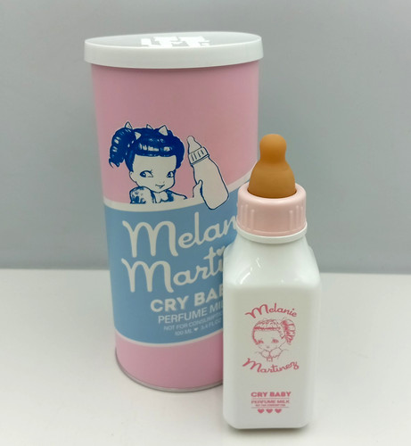 Melanie martinez cry - cry, milk