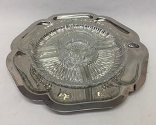 Vassoio da portata in acciaio inox con 5 ciotole per aperitivi in vetro casa