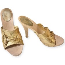 Sandali Gucci Y2K oro logo