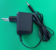 ALIMENTATORE AC/DC Input 230 Volt AC * OUT 4,5 Volt DC 600 mA * connettore 3,5mm