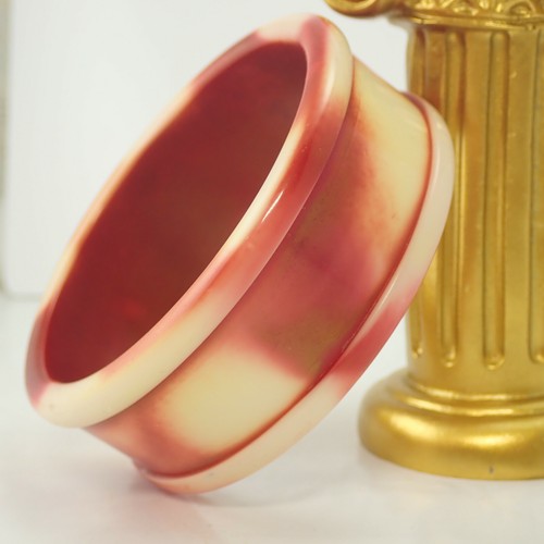 Vintage 1970 wide red cream - vintage,