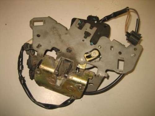 Serratura porta laterale
