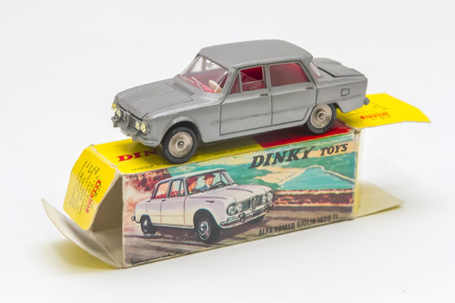Dinky toys poch alfa - dinky,