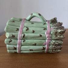 Servizio piatti asparagi