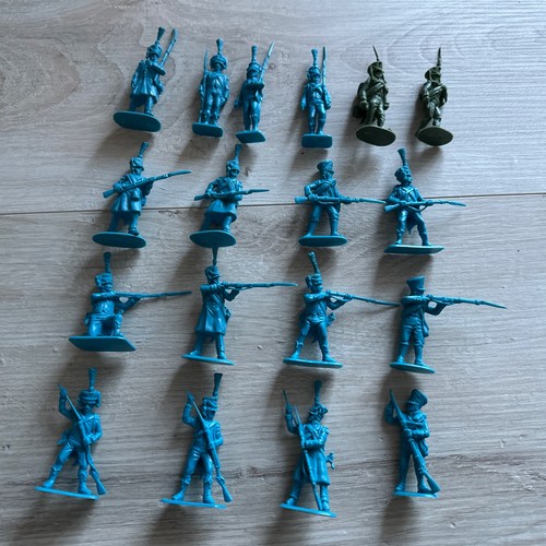 Soldatini italeri esercito - italeri,