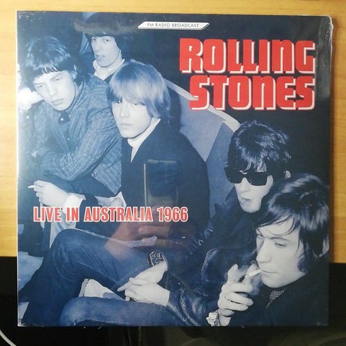 Rolling stones live in - rolling, stones.