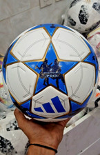 NUOVO pallone da calcio Adidas