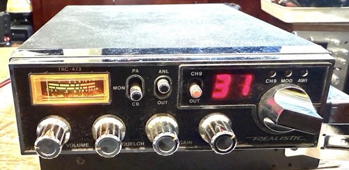 Radio vintage realistica - cb,