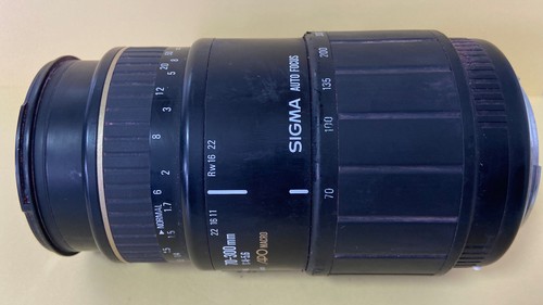 Sigma auto focus 300 mm - auto, 70-300
