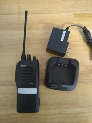 Icom f4011 uhf - f4011, channel