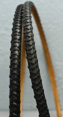 Coppia pneumatici - -coppia-,