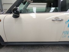 FRONT LEFT DOOR / 2595334 FOR