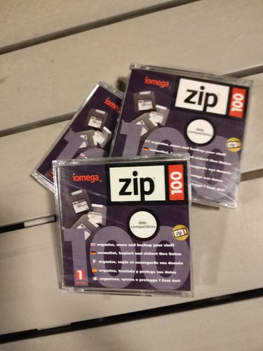 Iomega zip 100 floppy disk - 100,