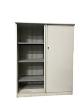 61389 Armadio in metallo con