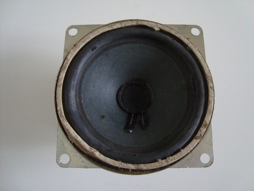 Singola cassa acustica vintage