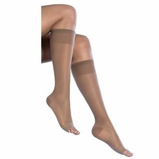 Gambaletti riposanti da donna