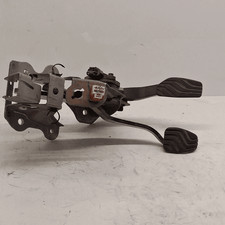 180024BA0B Pedale acceleratore