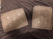 Cuscini marroni modello