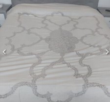 Coperta antica ricamata di lino in Cantù, mai usata. Del 1940