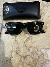 Ray-Ban Wayfarer Classics