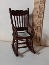 Casa delle bambole in