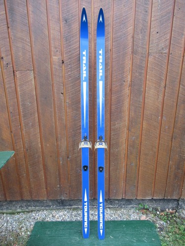 Vecchi sci neve vintage - da,