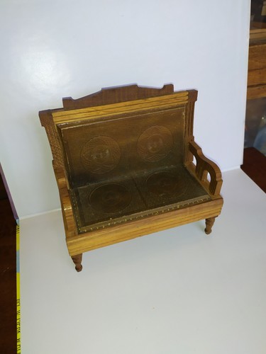 Vecchio divano del 1900