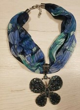 COLLANA CON CIONDOLO FARFALLA