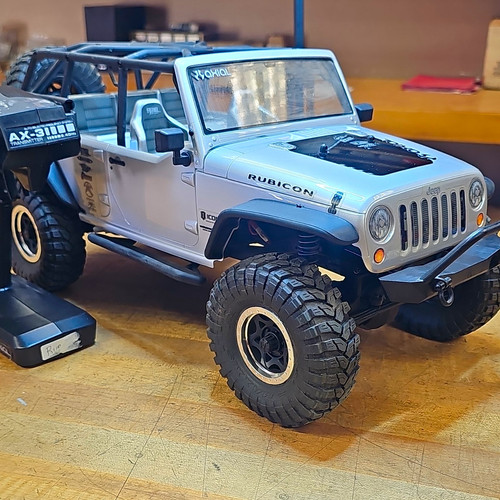 Axial scx10 jeep - axial,