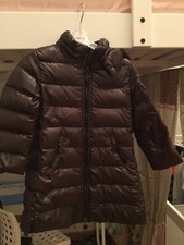 Splendido Piumino Moncler Marrone Con Cappuccio Bimba