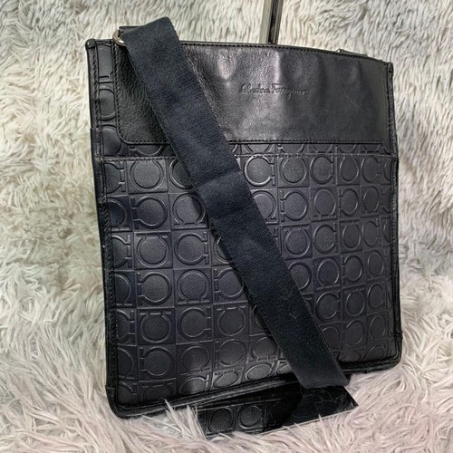 Borsa tracolla salvatore - a,