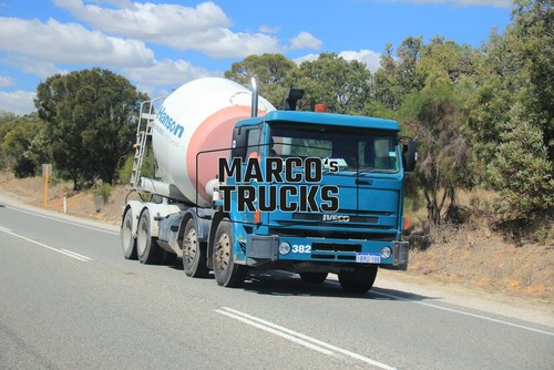 Truck photo iveco concrete - photo,