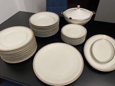 Servizio piatti 38 pezzi porcellana Bavaria Johann Seltmann VohenstrauB anni 50