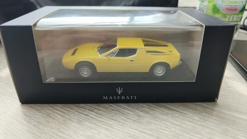 Die cast maserati - die,