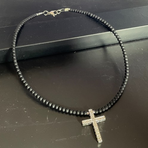 Collana con croce - , pietre