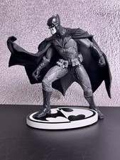 Rara Statua Batman Bianco e