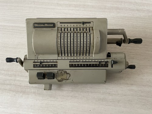 Calcolatrice anni odhner - 30,