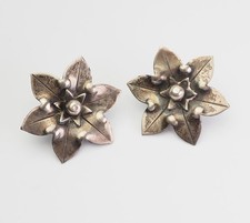 Orecchini vintage a fiori di