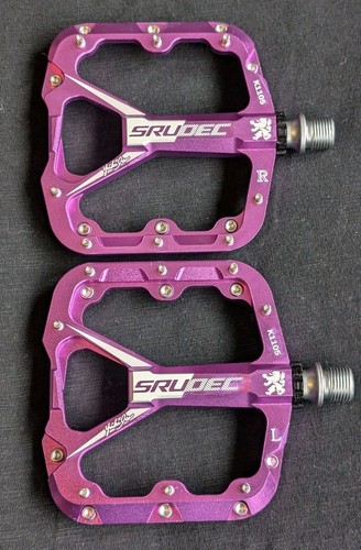 Purple flat pedals - cnc, srudec