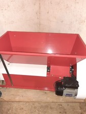 Diraspatrice elettrica per UVA, usato come nuovo. Motore asincrono. 