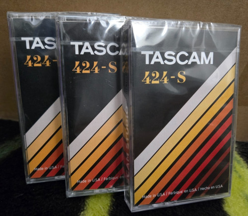 Tascam 424 studio - (3)x,
