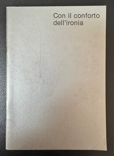 Con conforto dell ironia - il, dell'ironia"